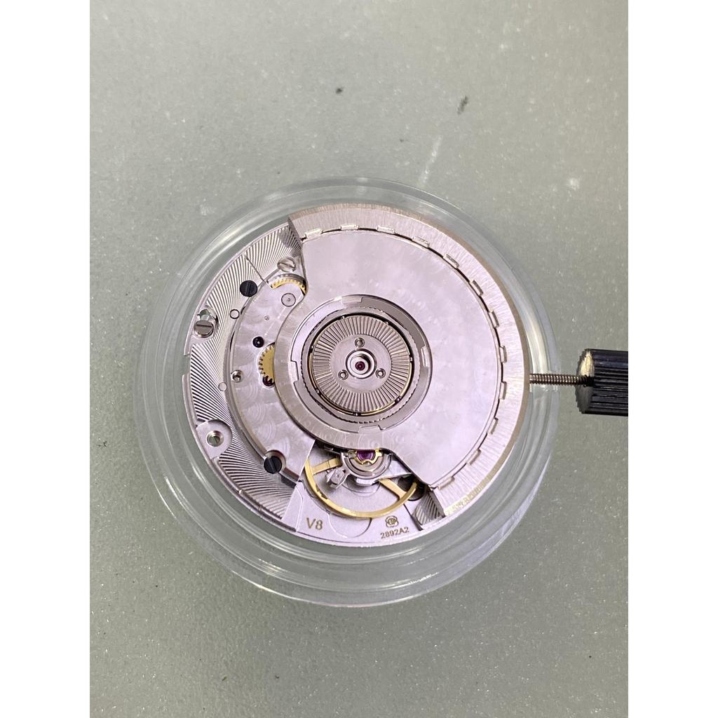 อุปกรณ์เสริมนาฬิกา Tianjin Wuhan 2892A2 การเคลื่อนไหวบดเงิน Universal ETA2892A2 การเคลื่อนไหว