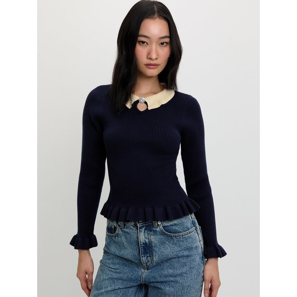 [Pomelo] เสื้อถักขอบแต่งระบาย / Ruffle Trim Knit Top
