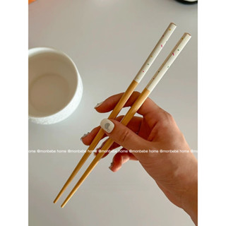 ตะเกียบไม้  ตะเกียบ ตะเกียบญี่ปุ่น ลายจุด  พร้อมส่ง ！！