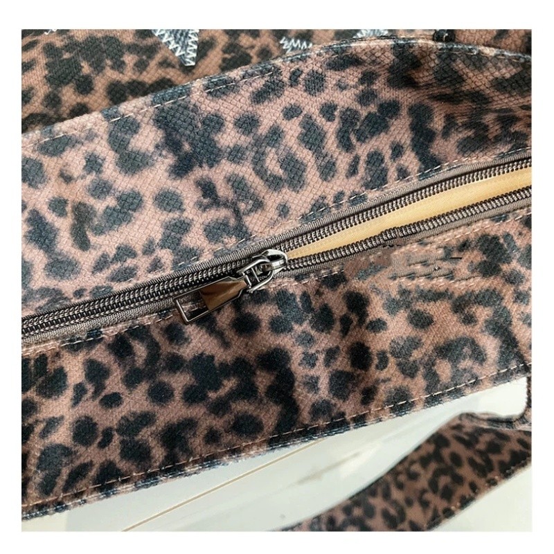 กระเป๋าสะพายผ้าใบความจุขนาดใหญ่สำหรับการเดินทางและใช้งานประจำวัน - รูปที่ 4