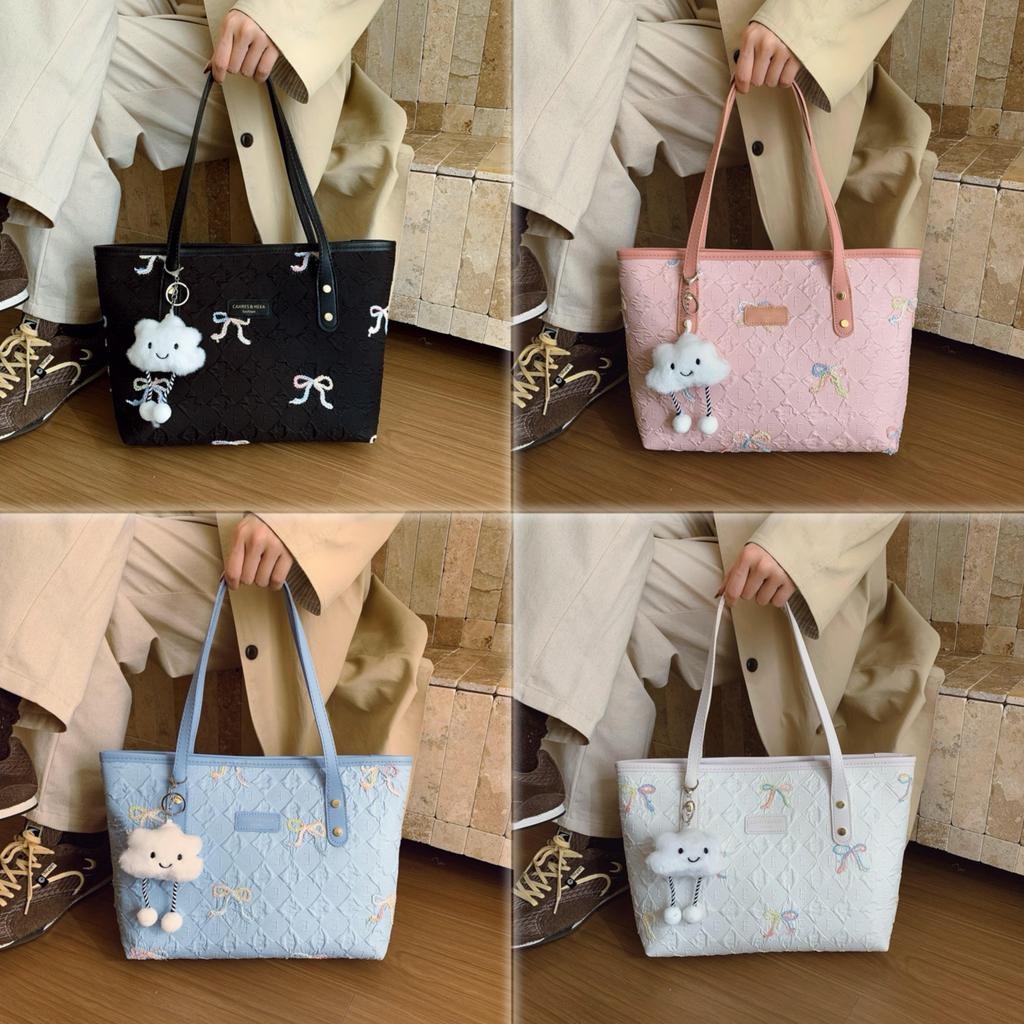 (กระเป๋า+ตุ๊กตาก้อนเมฆ) กระเป๋าถือ กระเป๋าสะพายข้างแฟชั่นผู้หญิงมาใหม่พร้อมตุ้กตาก้อนเมฆหน้ารักA956