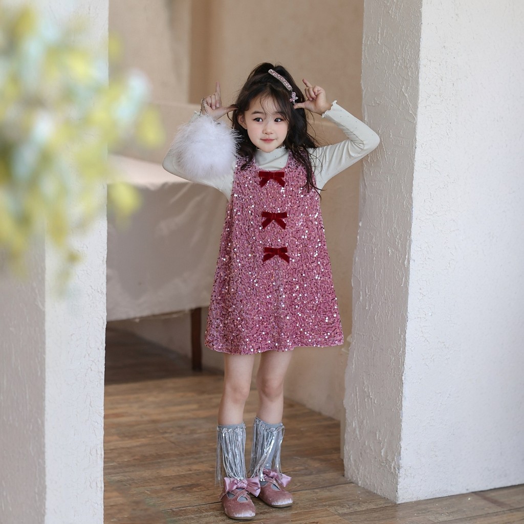 เสื้อกล้ามสายสะโพกสีชมพูประดับด้วยเลื่อมและโบว์ ออกแบบใหม่ สไตล์แฟชั่นเจ้าหญิง จัดส่งฟรี