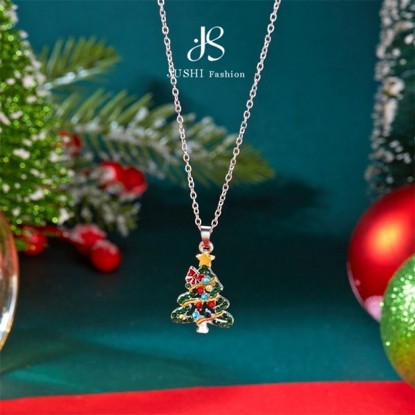 JUSHI Creative สีสัน Christmas Tree สร้อยคอ Y2K ความงาม Dainty Layering เครื่องประดับผู้หญิง Minimalist อินเทรนด์ของขวัญทุกวันสวมใส่ Festive Charm
