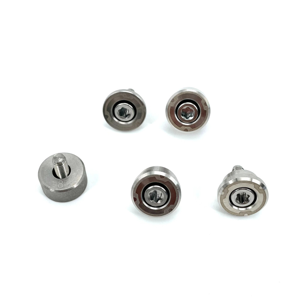 น้ำหนักระหว่างหัวกอล์ฟ TaylorMade Stealth และ Stealth Plus สำหรับ_driver, fairway wood,_และ_hybrid_ม