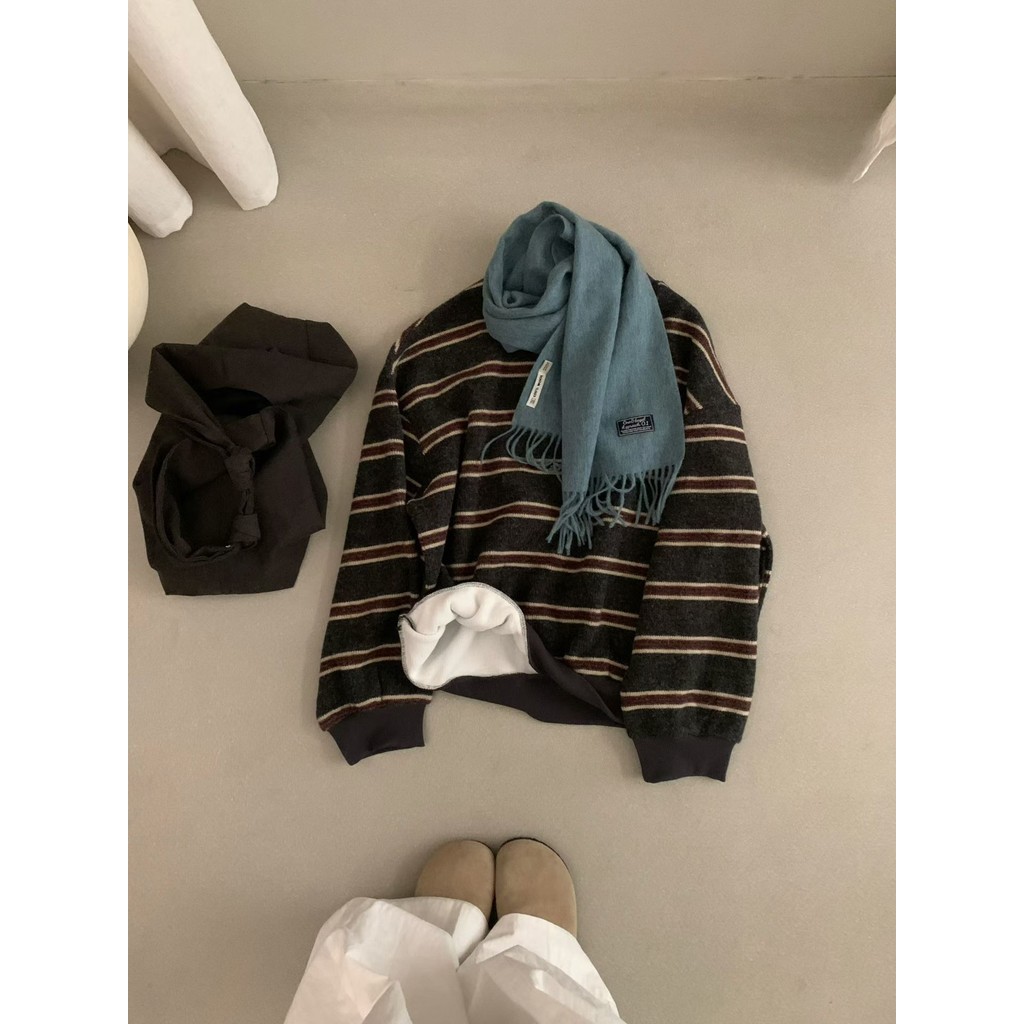 เสื้อสเวตเตอร์ลายทางแนวนอน 2697 - @Reecicime