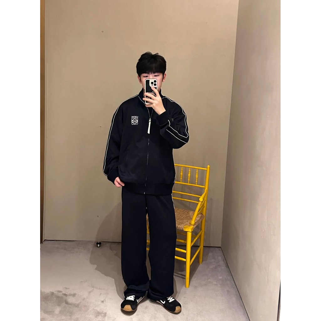 เพดาน Daigou Loewe เสื้อแจ็คเก็ตซิปรุข์ แบบ Unisex สีกรมท่า