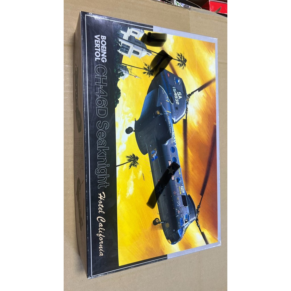 Fujimi 1/72 โบอิ้ง CH-46D โรงแรม Seaknight โมเดลประกอบเฮลิคอปเตอร์ Seaknight ยังไม่ได้เปิดด้วยกล่องเ