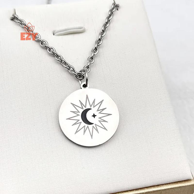 คอสเพลย์ EZY TV Series The Eclipse Moon Star: สร้อยคอมูนสตาร์จากไทเทเนียมสตีล คนรักรักเครื่องประดับ