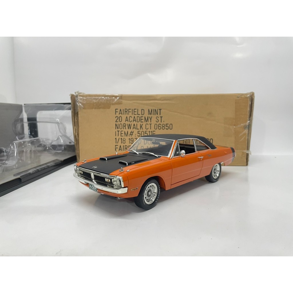 Highway61 1/18 Dodge DART 1970 Orange Original Package Old Goods Lacquer Surface Have Rash Missing O