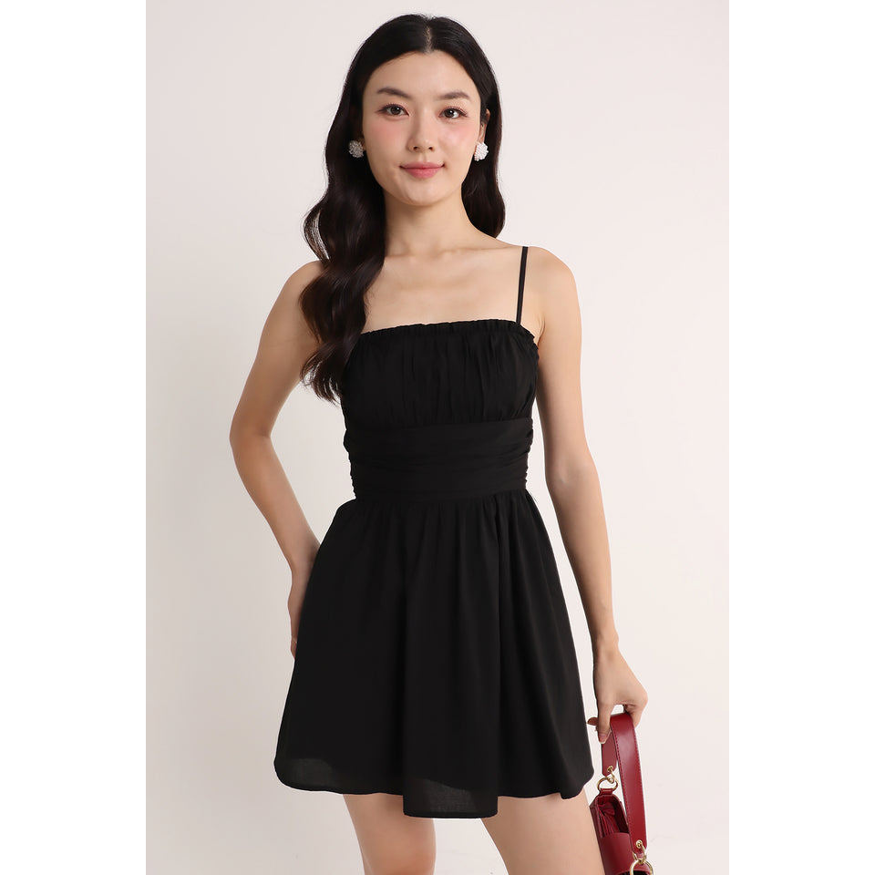 FAELYN RUCHED DRESS สีดํา