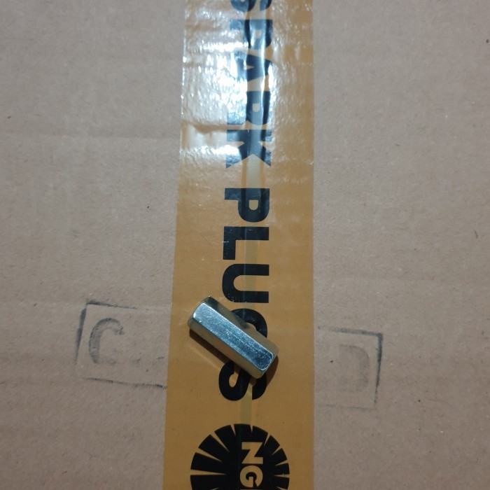 [ORIGINAL BOSS] น็อตยาว 11 น็อตกุญแจเวสป้า 11 น็อตหัว M7 น็อตฝาสูบ