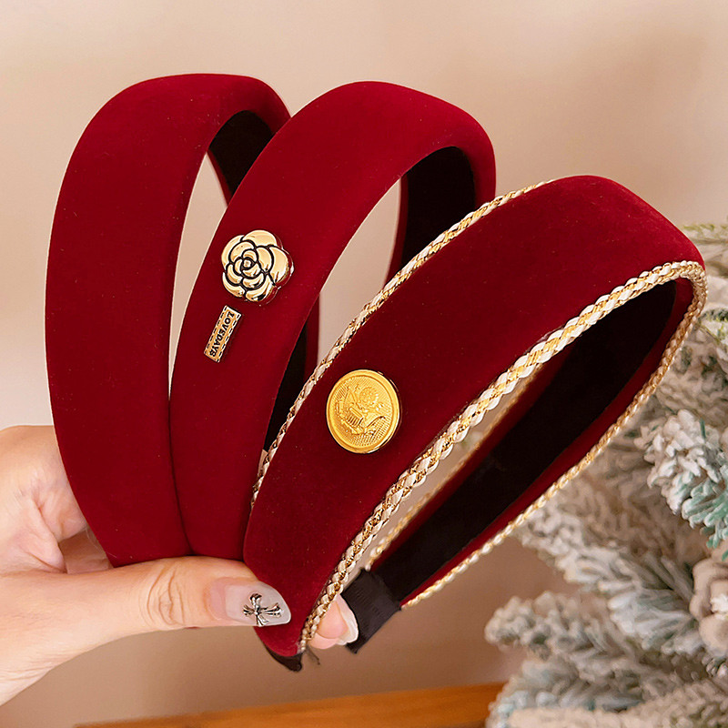 หมวกแฟชั่นสีแดง สำหรับฤดูใบไม้ร่วงและฤดูหนาว พร้อมสายคาดศีรษะ เหมาะสมทุกกิจกรรมและการแข่งขัน - รูปที่ 6