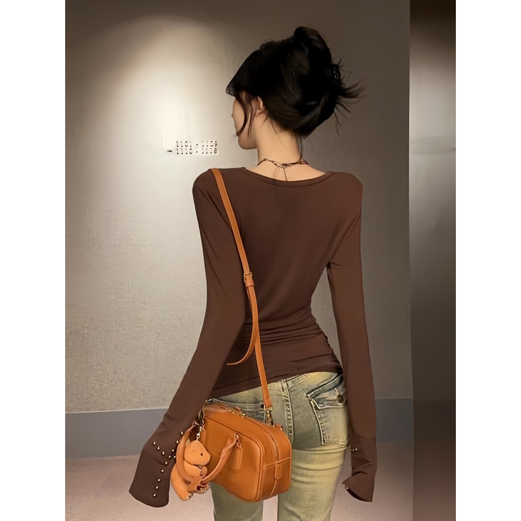 SultrySia เสอแขนยาว+เกาะอก เข้ารูป ผ้านุ่ม สีดำ สีน้ำตาล เรียบง่าย - รูปที่ 7