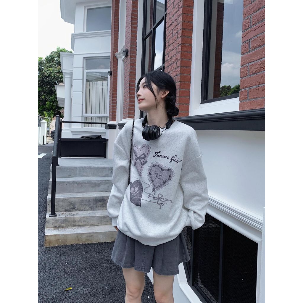 เสื้อกันหนาวผู้หญิงสไตล์เกาหลี ออกแบบโรแมนติก พิมพ์ลายหัวใจรอบคอด้วยโพลีเอสเตอร์ ให้ความสะดวกสบายทุกวัน