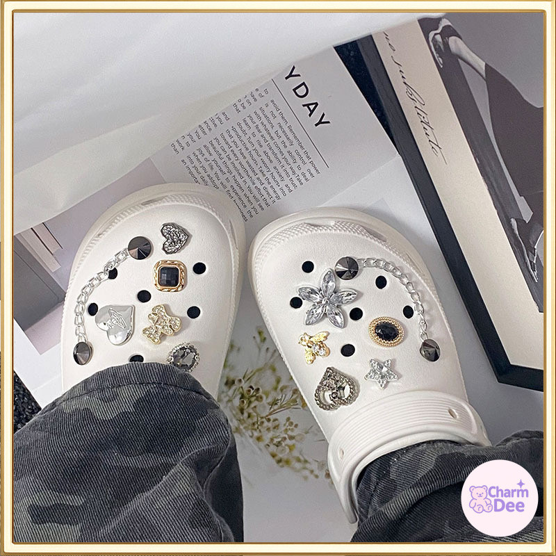 จี้ตกแต่งรองเท้าแฟชั่นหรูหรา | ของแต่งรองเท้าโคลก ดีไซน์พรีเมียม วิบวับสวยงาม