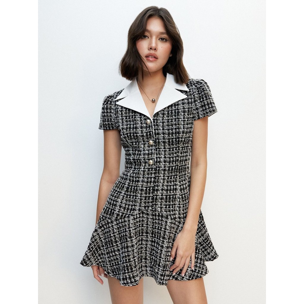 [Pomelo] มินิเดรสแขนตุ๊กตามาพร้อมกระดุมหน้า / Puffed Sleeve Front Button Mini Dress — صورة 4