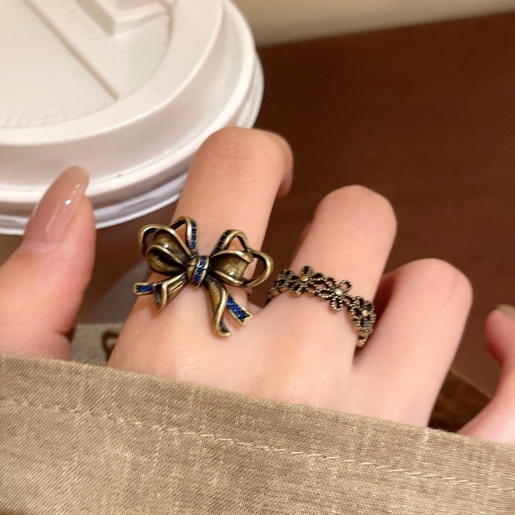 แหวนวินเทจดอกไม้โบว์โลหะผสม สำหรับผู้หญิง