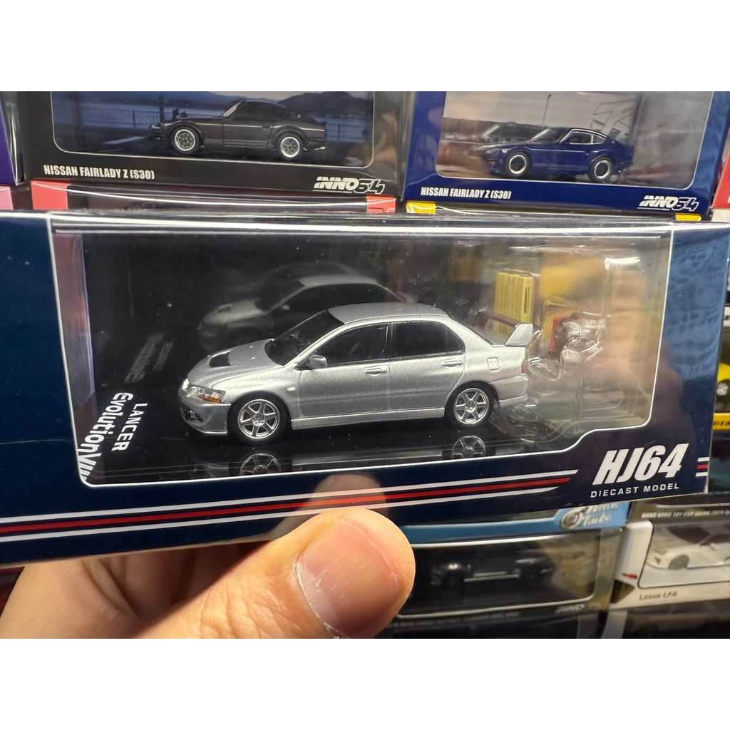 [Ready Stock] Hobby japan 1: 64 Mitsubishi Evo 8th Generation EVOLUTION Free Engine HJ โมเดลรถอัลลอย