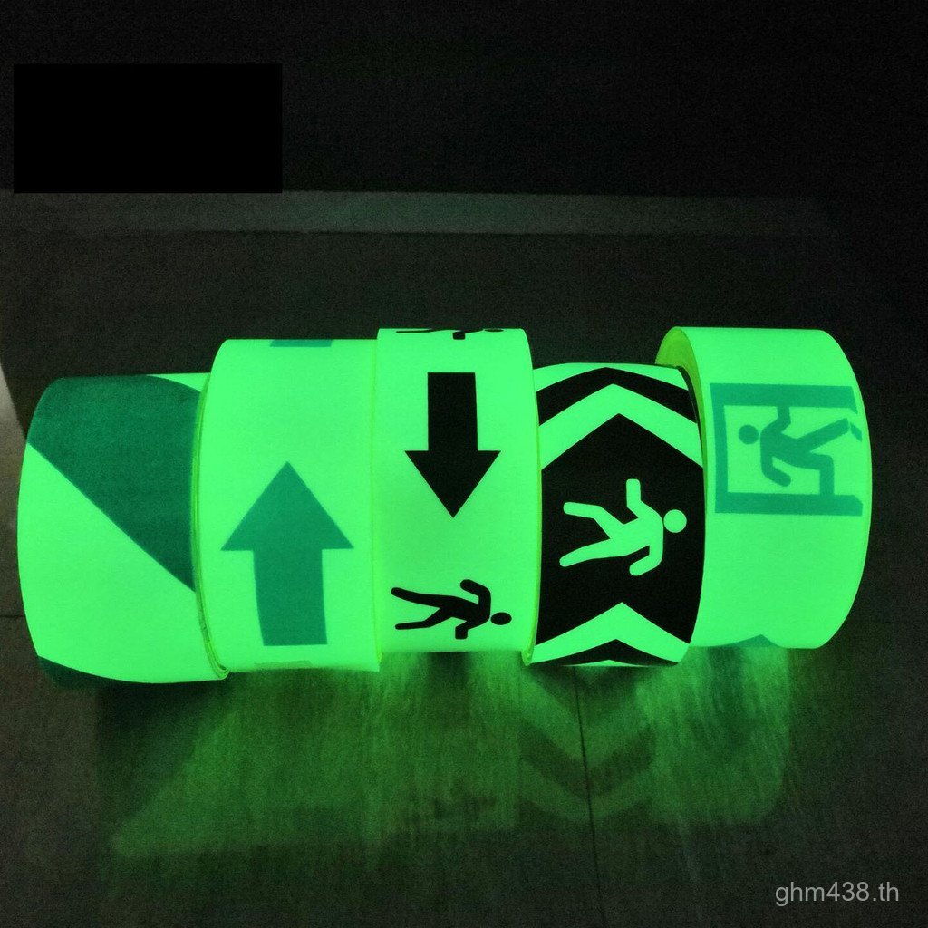 เทปฟิล์มเรืองแสงเทปกันน้ําเรืองแสงส่องสว่างสติกเกอร์ส่องสว่าง PET Luminous ความสว่างสูง Self-Luminou