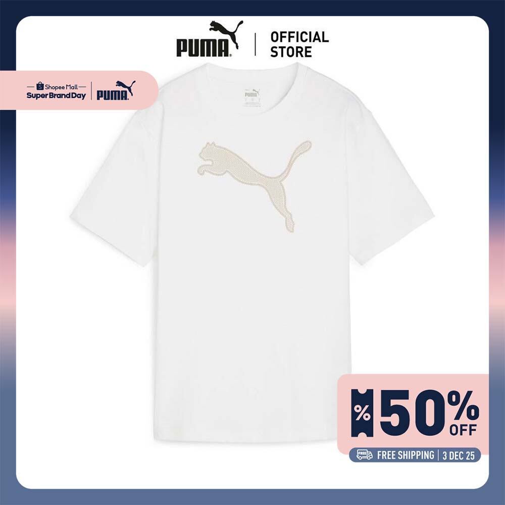 PUMA เสื้อยืดลายกราฟิก HER สำหรับผู้หญิง - 67991402