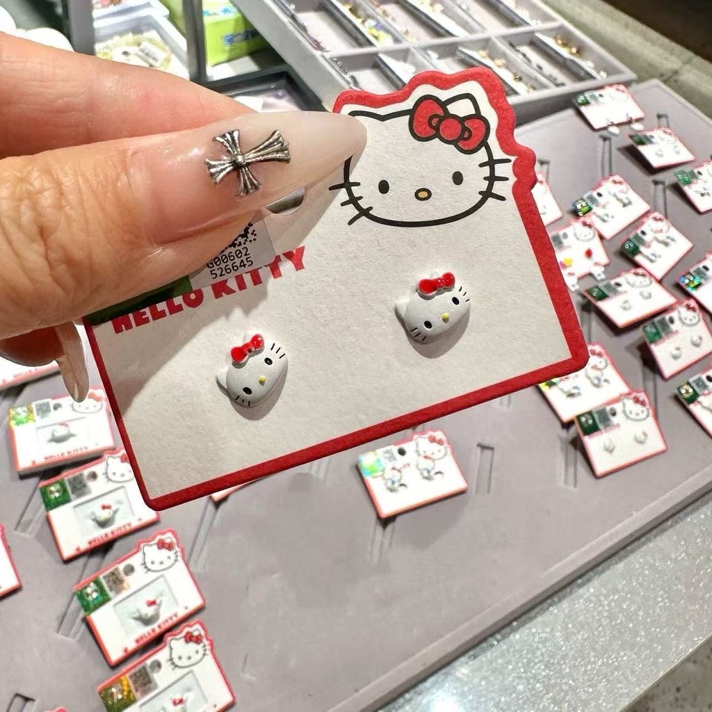หวานน่ารัก kt Meow ต่างหูโบว์สีแดงหญิงน่ารักสุดน่ารักตลก Niche การ์ตูน All-Match ต่างหูสําหรับแฟน