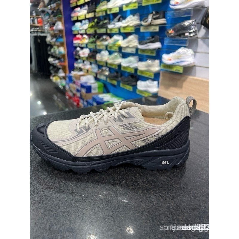 GEL-VENTURE 6 SHIELD Unisex Regular Sports รองเท้าลําลองกลางแจ้ง 1203A474-002 สีเบจสีดํา