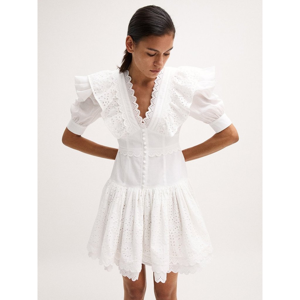 [Pomelo] เดรสลูกไม้แต่งระบาย / Ruffled Lace Dress – โปรปัง
