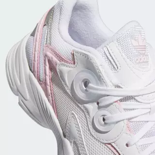 adidas ไลฟ์สไตล์ รองเท้า Astir ผู้หญิง สีขาว IH3637