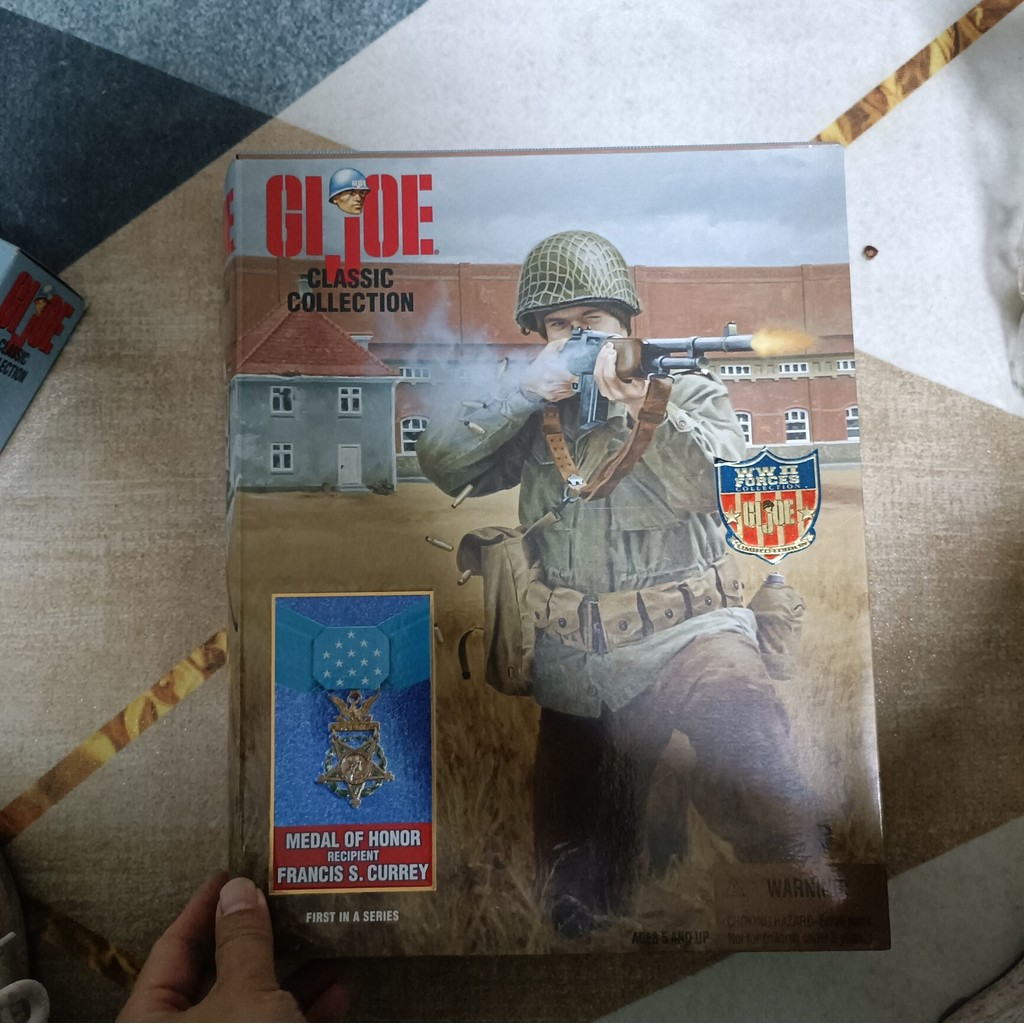 Kenner Hasbro Classic World War II Doll GI Joe 1/6 ที่ยังไม่ได้เปิดใหม่เอี่ยม