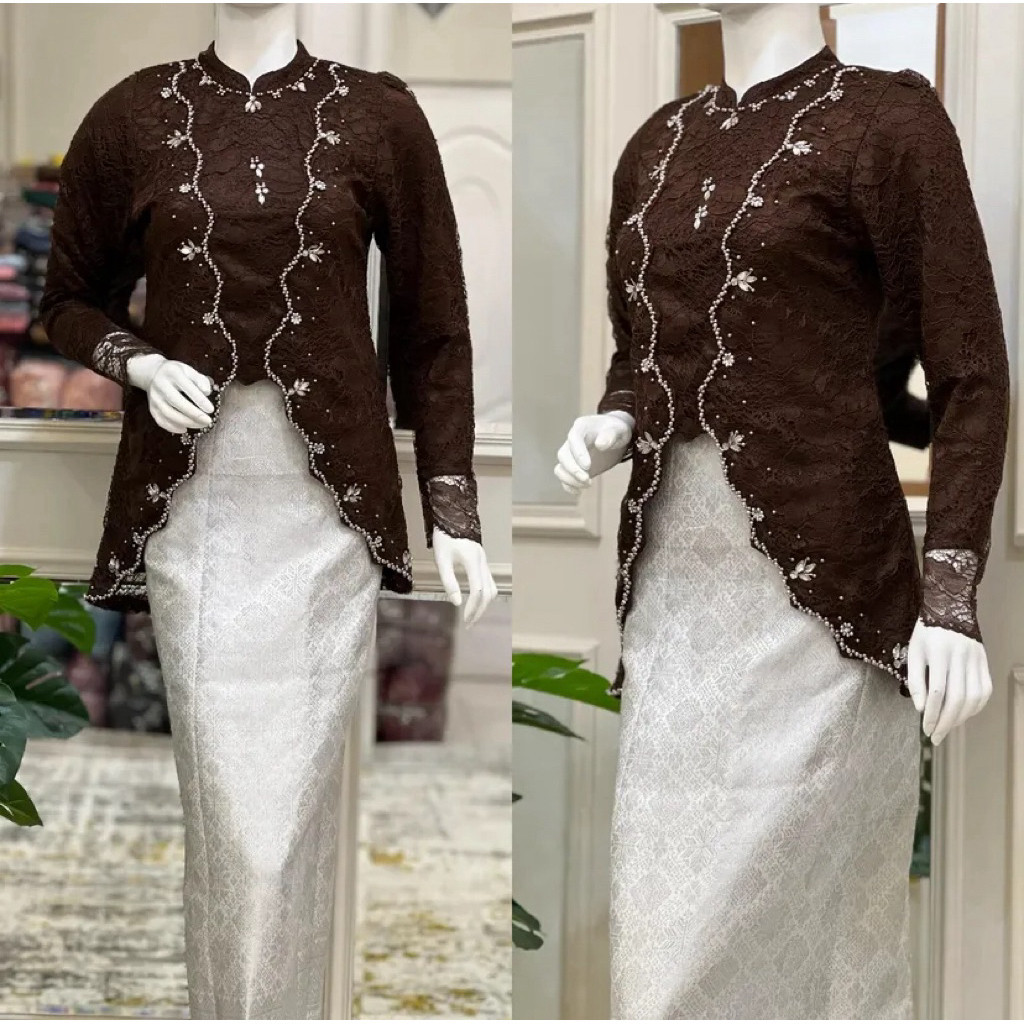Aks - Hasya Kebaya Set with Sequin Hijab, Shanghai Collar, songket Skirt // ข้อเสนองานรับปริญญาโดยร้
