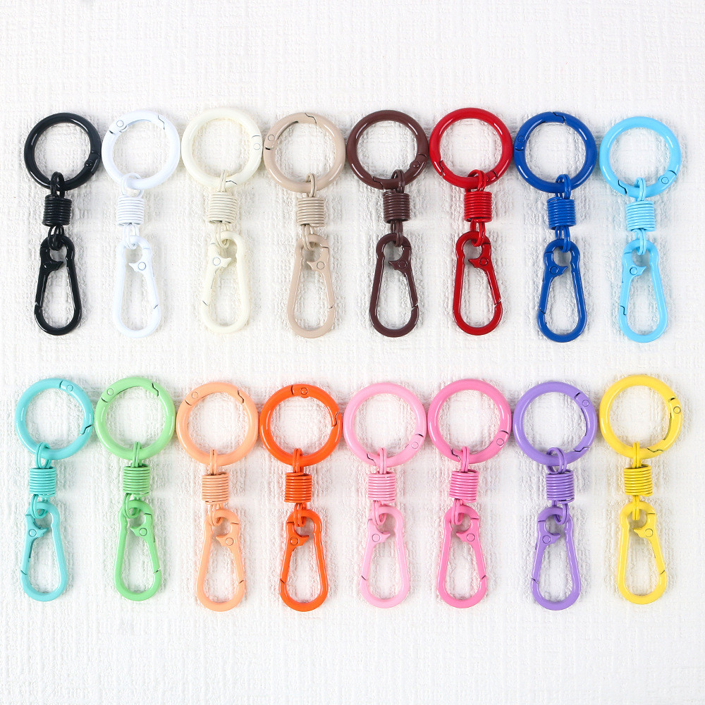 1PC สีอบที่มีสีสันฤดูใบไม้ผลิ Rebound แหวนพวงกุญแจ DIY Mountain Chain พวงกุญแจจี้เครื่องประดับ