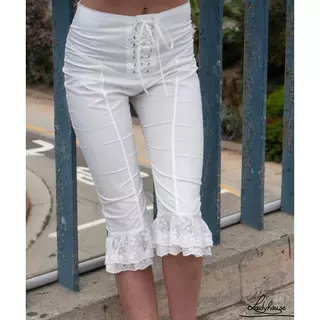 (จัดส่งในกรุงเทพฯ)ผู้หญิง Capri กางเกงลูกไม้ Ruffles ด้านหน้า ฤดูร้อนสบายๆ Cropped Leggings