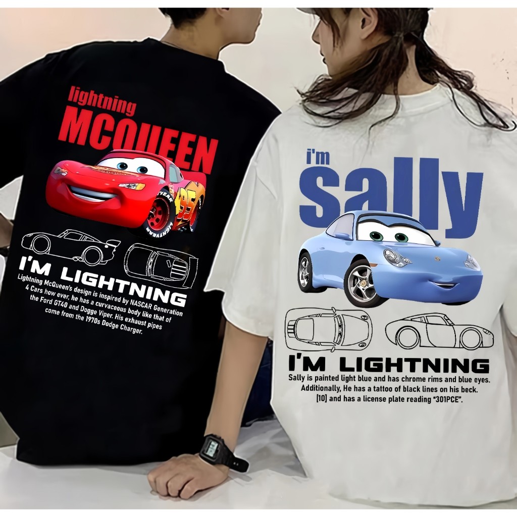 เสื้อยืดคู่รัก Lightning McQueen และ Sally | เสื้อผ้าคู่สําหรับผู้ชายและผู้หญิงเสื้อยืดรถยนต์ McQuee