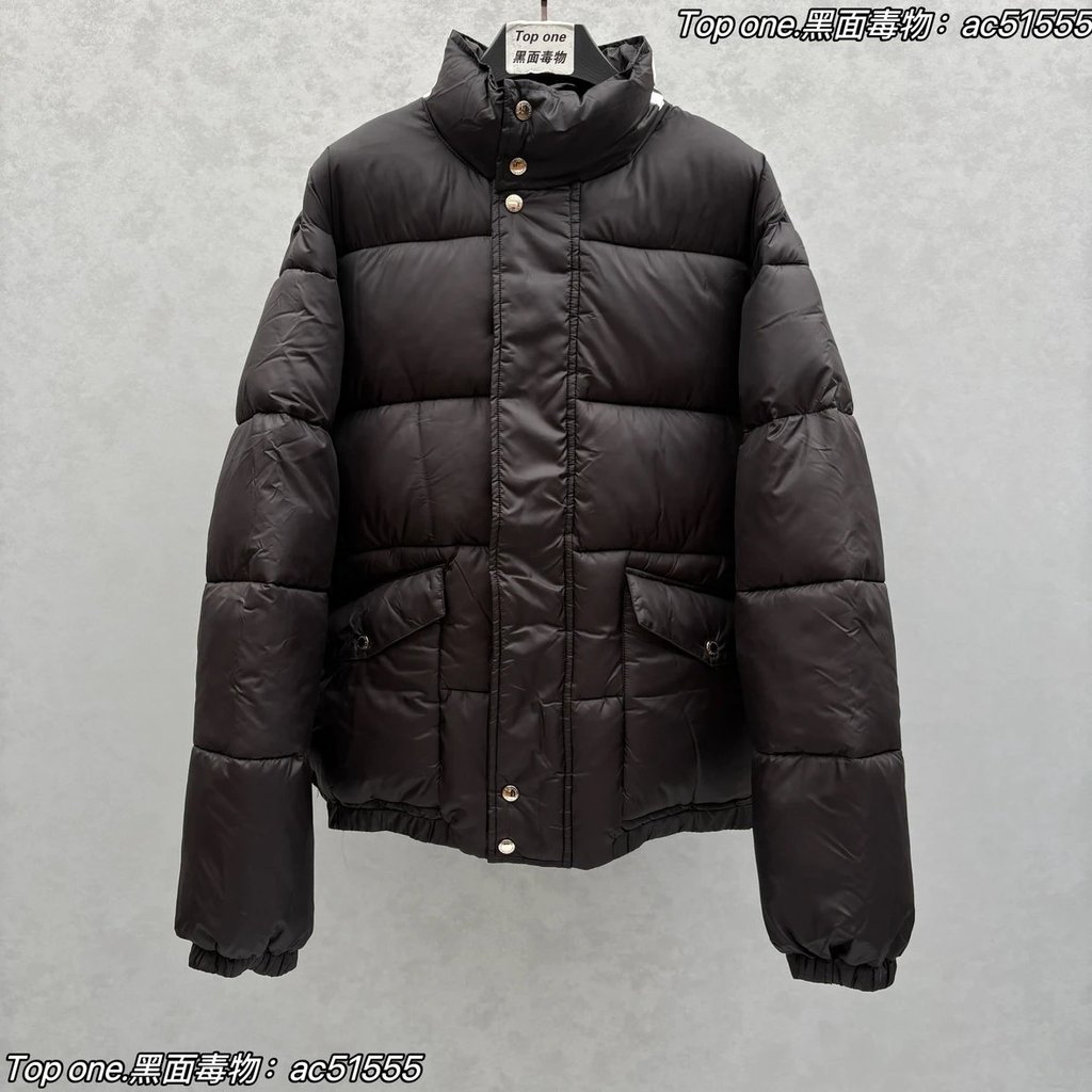 McQueen Stand Collar Warm Down Jacket Goose Down Jacket ผู้ชายผู้หญิง
ใส่แฟชั่นผู้ชาย