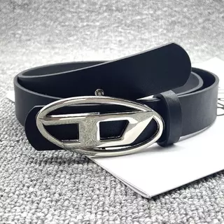 พร้อมส่ง ผู้ชาย Y2k เข็มขัด Luxury Letter D เข็มขัด Punk PU หนังโลหะหัวเข็มขัดกางเกงตกแต่งเรียบง่ายโลโก้
