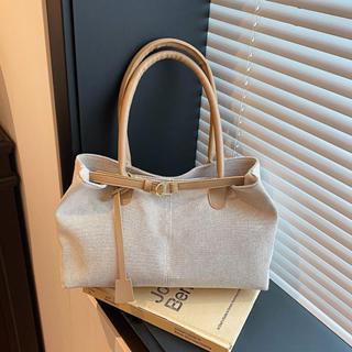 กระเป๋าใต้วงแขนสไตล์ย้อนยุคญี่ปุ่น เทรนด์ใหม่ปี 2025 สำหรับผ…