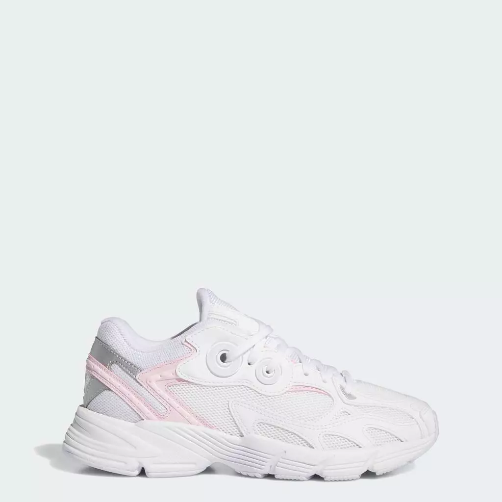adidas ไลฟ์สไตล์ รองเท้า Astir ผู้หญิง สีขาว IH3637