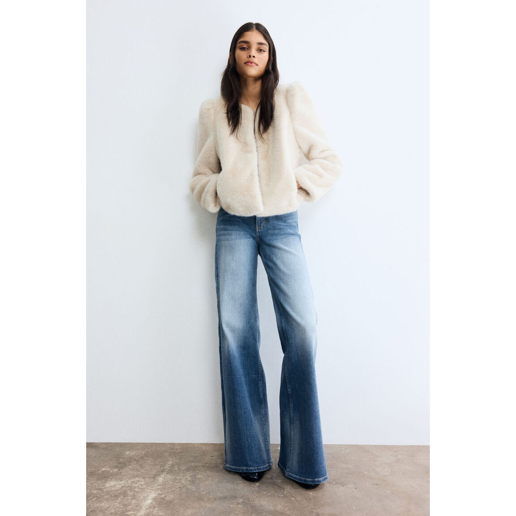 H&M(เอชแอนด์เอ็ม) กางเกงยีนส์เอวสูงทรงกว้าง Women Wide High Jeans 1308083_1