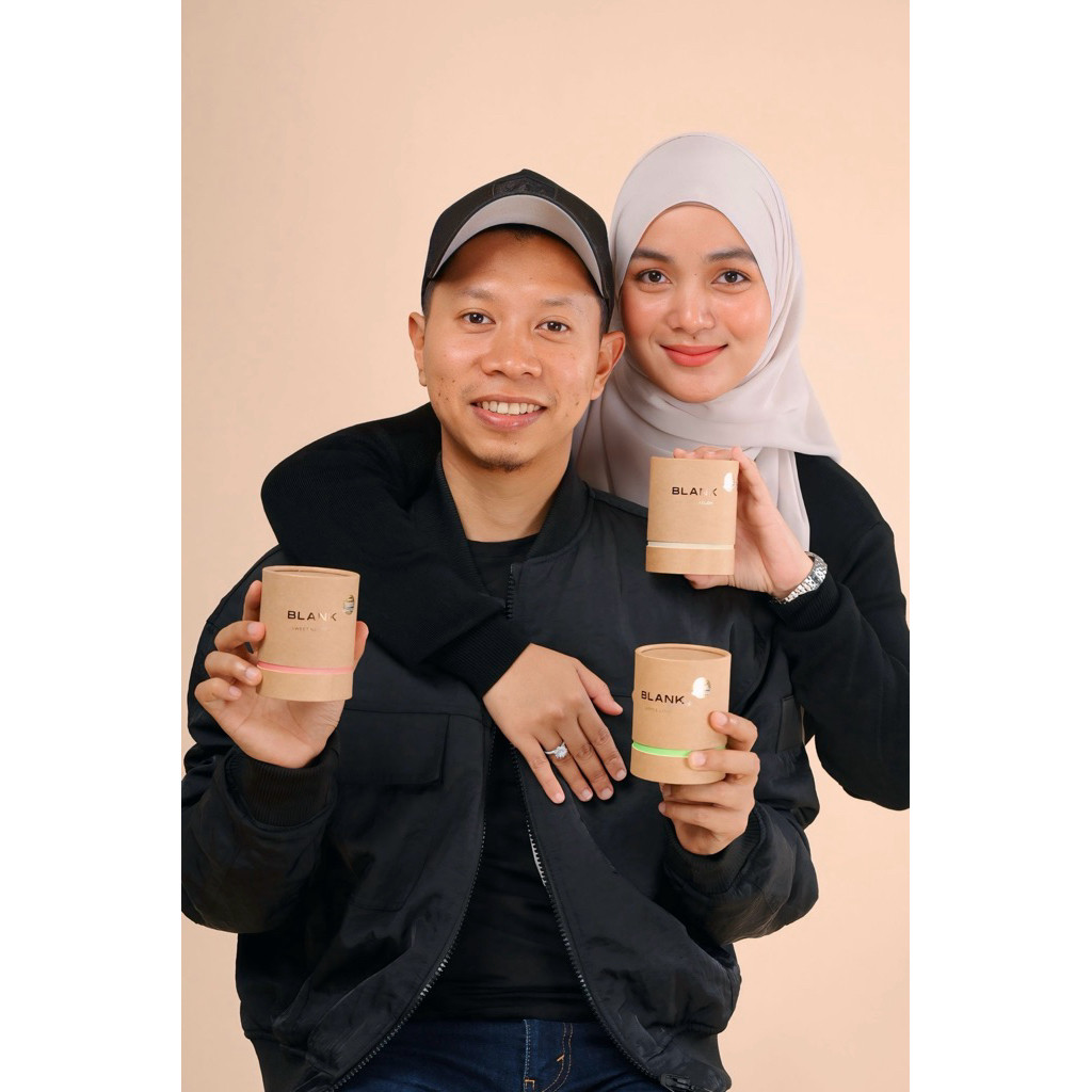 น้ําหอมปรับอากาศรถยนต์/ห้อง (Blank x SyahmiSazli)