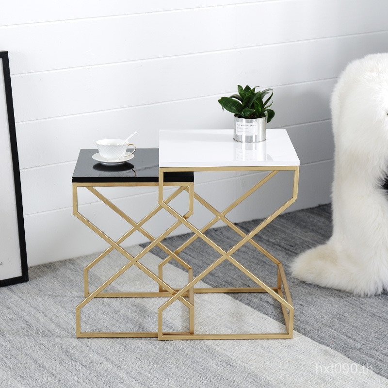 โต๊ะกาแฟขนาดเล็กโต๊ะข้างพาร์ทเมนท์ขนาดเล็กห้องนั่งเล่นมุมโต๊ะโต๊ะกาแฟนอร์ดิกที่ทันสมัยเรียบง่ายรวมกั