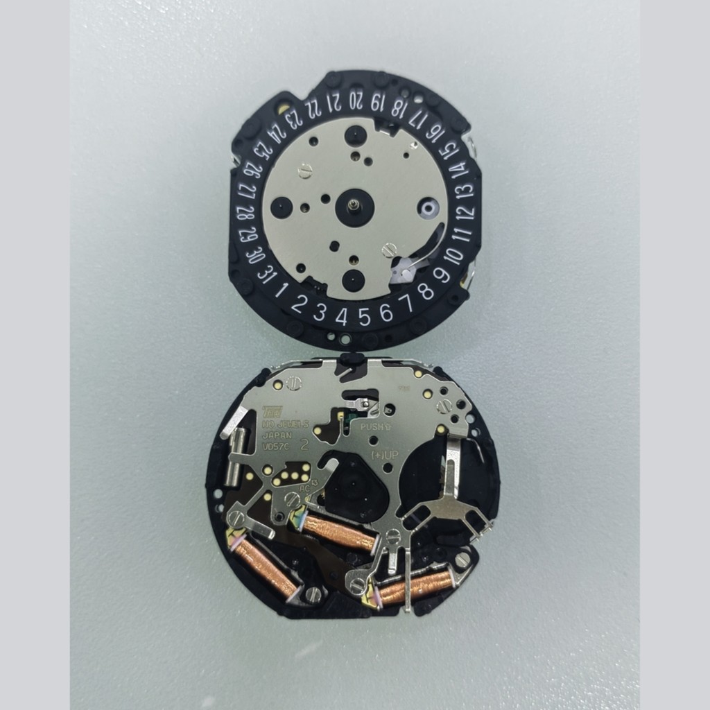 ต้นฉบับนําเข้าจากญี่ปุ่น Seiko Tianmadu VD57c Movement มัลติฟังก์ชั่นควอตซ์นาฬิกาปฏิทินสีดําปฏิทินสี