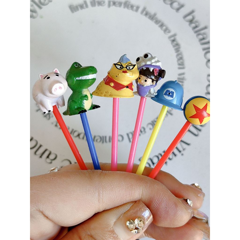 Bulk Toy Story ไม้จิ้มฟัน Fruit Pick Hug Dragon Polite Pig Pixar Ball