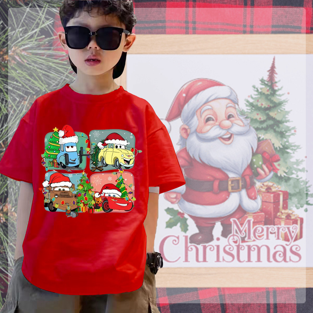 เสื้อยืดคริสต์มาส เสื้อยืด Cars Christmas, ชุดคู่ลาย Lightning McQueen และ Mater  ธีมคริสต์มาสของ Mc