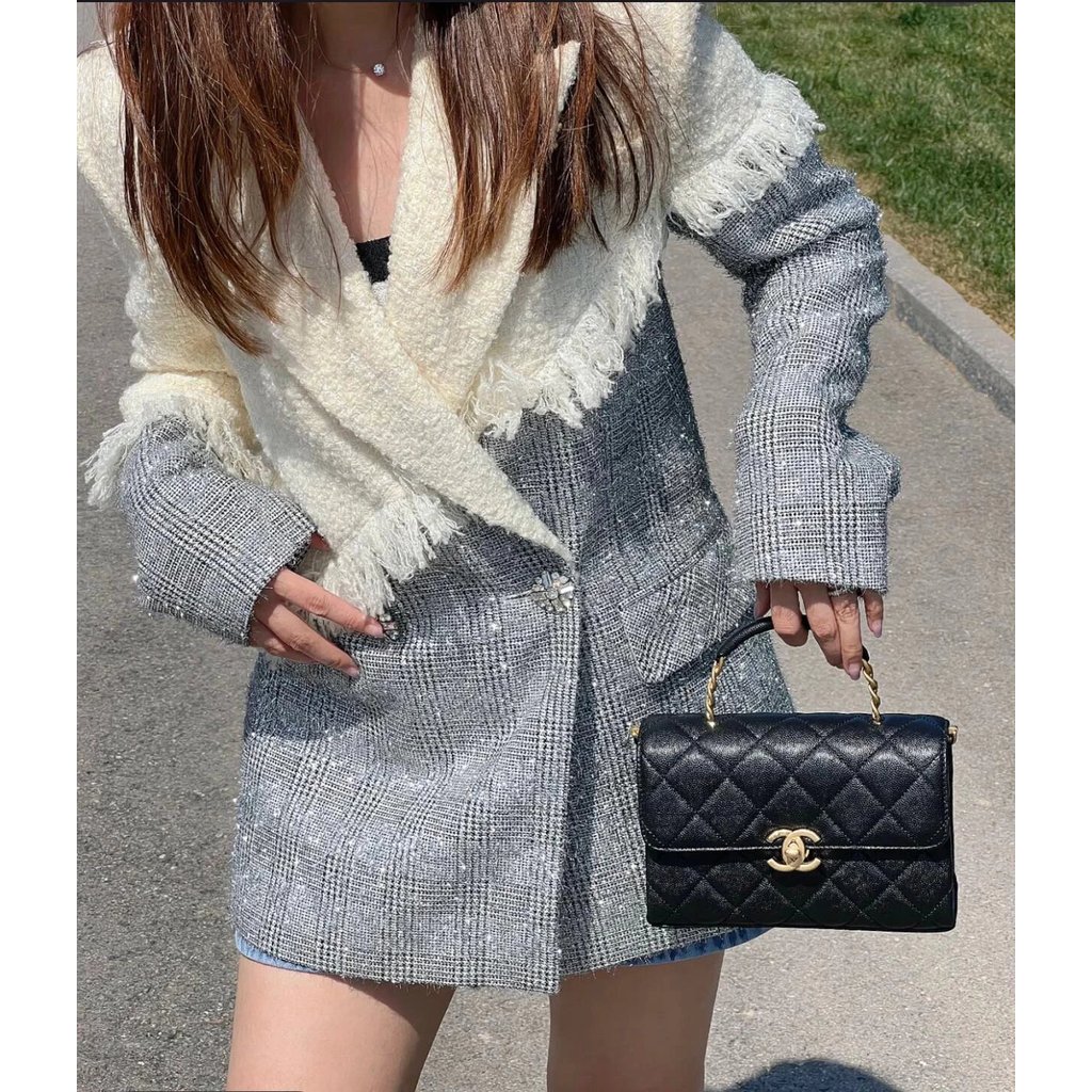 ด้ามจับลายลิ้นจี่ กระเป๋า.Crossbody 23s Carryme Mini - หนังทน มีสายสะพาย