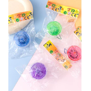 ของเล่นโยโย่เรืองแสง YOYO ความสนุก เด็กๆและผู้ใหญ่ ย้อนวัย ลูกดิ่งโยโย่ มีไฟ สุ่มสี ของเล่นเด้งดึ่ง