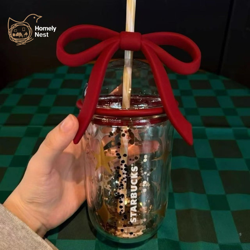 Starbucks Christmas Limited Cup 2025 Warm and Cozy Series ประณีตขนาดเล็ก Double-Layer ฉนวนแก้วฟางถ้วยโบว์คลิปสร้างสรรค์ถ้วยดื่มของขวัญ 400ml