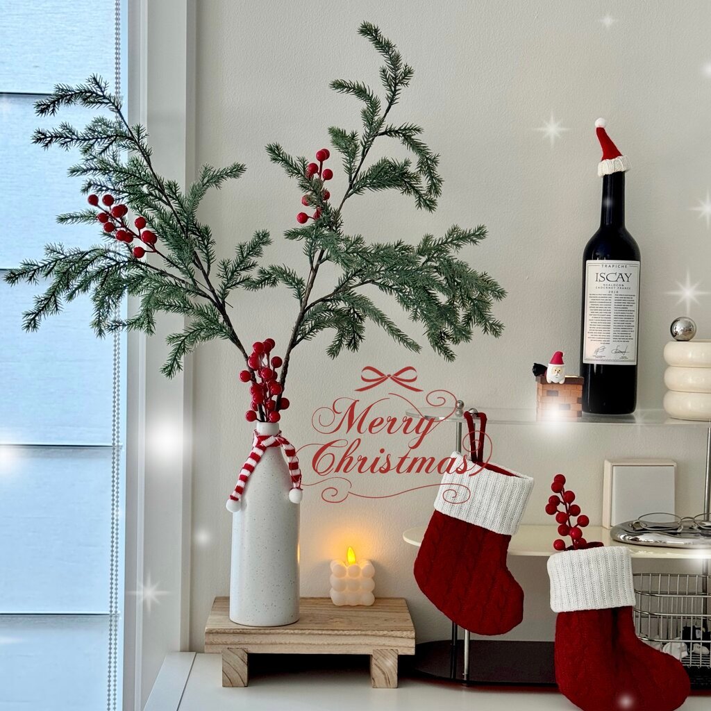 [พร้อมส่ง] Jnihouse : กิ่งสนประดับคริสต์มาส กิ่งไม้ประดิษฐ์ กิ่งเบอร์รี่ (Decorative Faux Pine Branch)