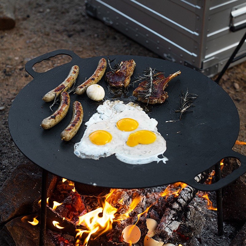 Black iron flat-bottomed large roasting plate outdoor camping cast iron barbecue plate picnic roasti
