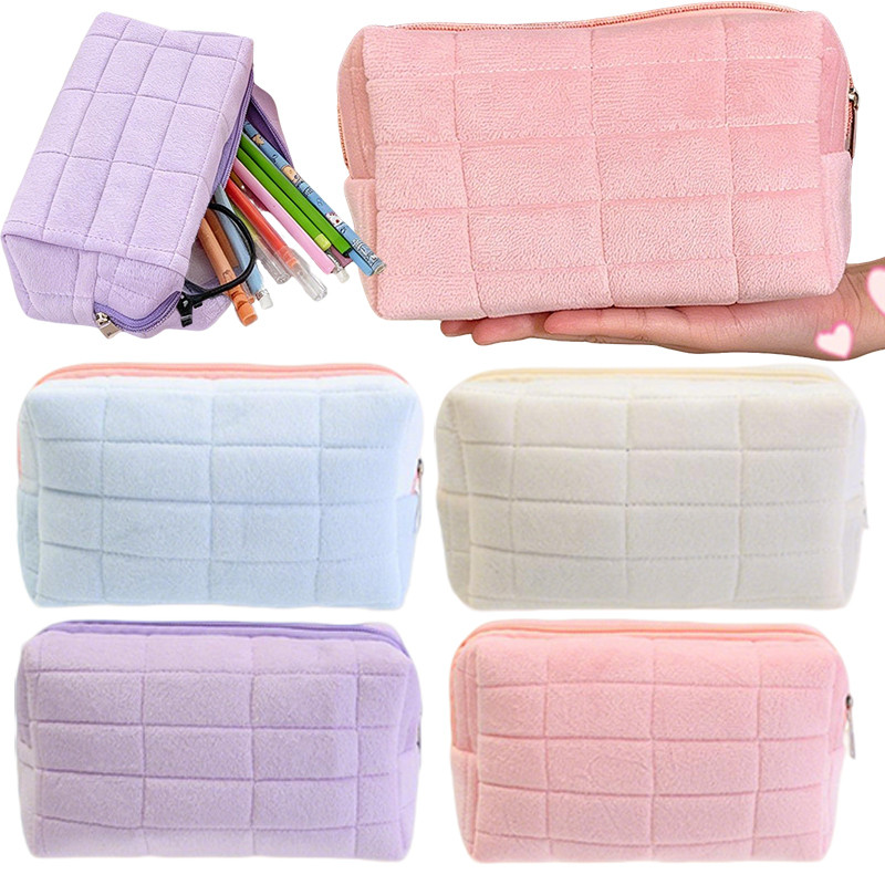 Fashion Grid Design Travel Makeup Organizer Pouch - กระเป๋าแต่งหน้าตุ๊กตานุ่มความจุขนาดใหญ่