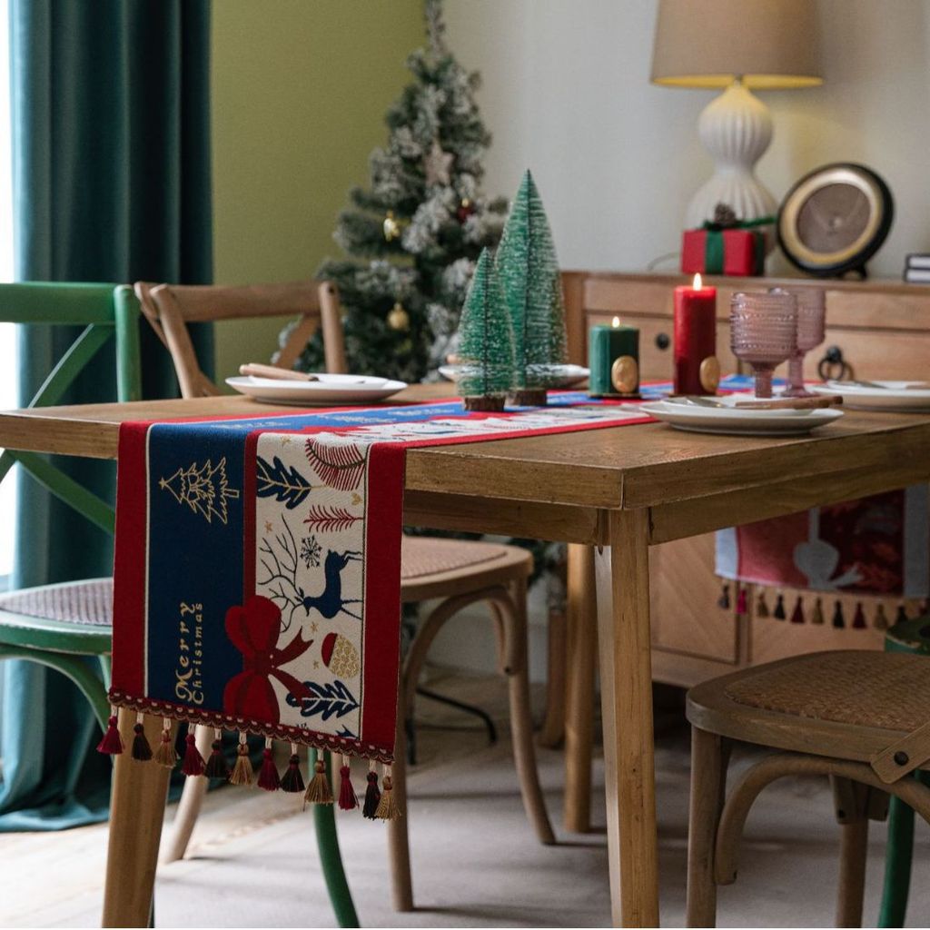 Yimanqiyun Jacquard Table Runner Christmas Japanese Table Cloth Holiday Coffee Table Bed Runner TV C